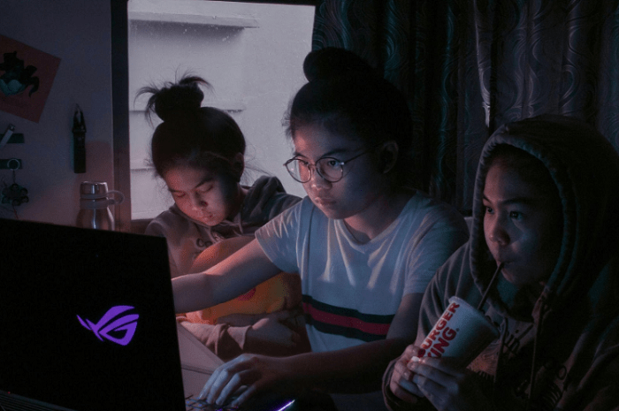 The Rise of Sports Media and Monetization in Asia Streaming Subscriptions and Online Platforms
